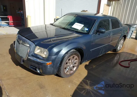 2008 Chrysler 300 Limited из США, поврежденный, VIN 2C3KA33G68H139481
